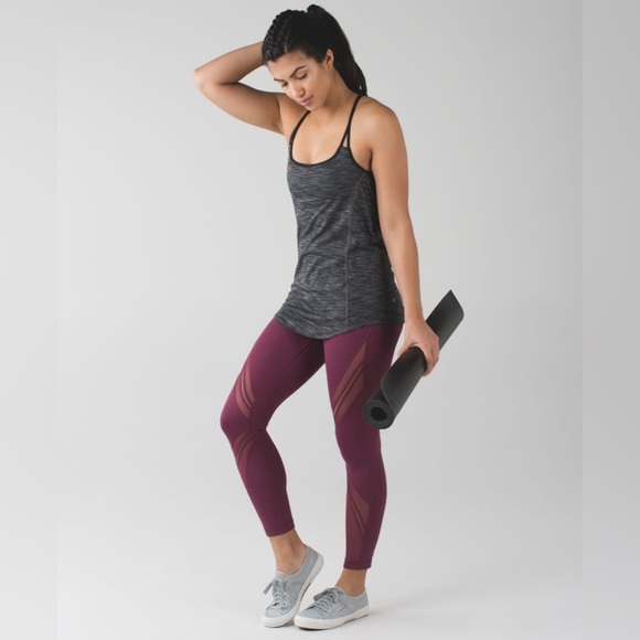 Lululemon High Times Pant *Metta
Red Grape Size 4 - Picture 3 of 9